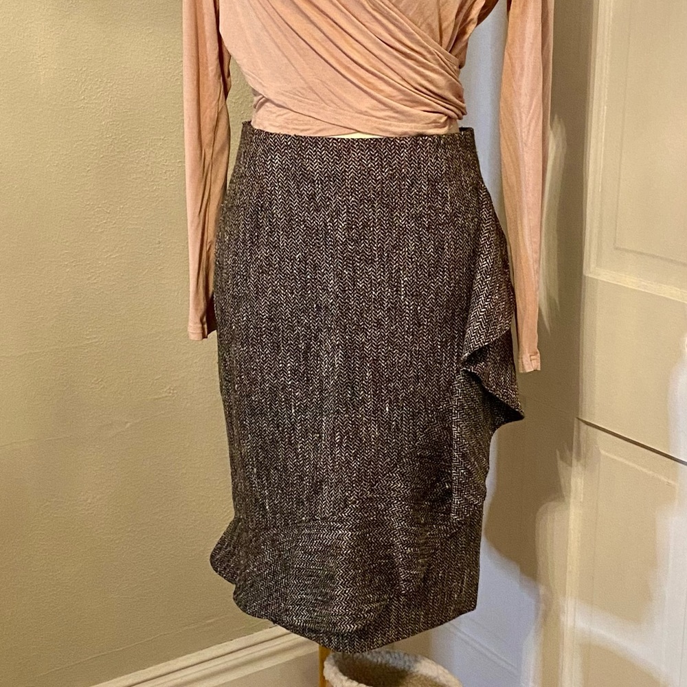 Valentino Boutique vintage wool skirt with ruffle wave detail size 8